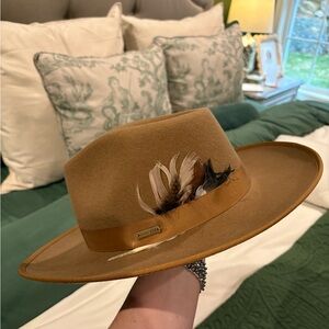 Gigi Pip Hat
